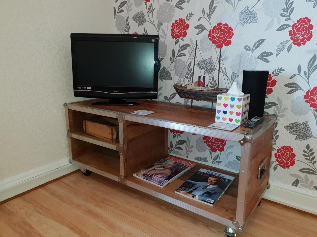 Sunny Dee'S Holiday Apartments - Blackpool — Photos 3